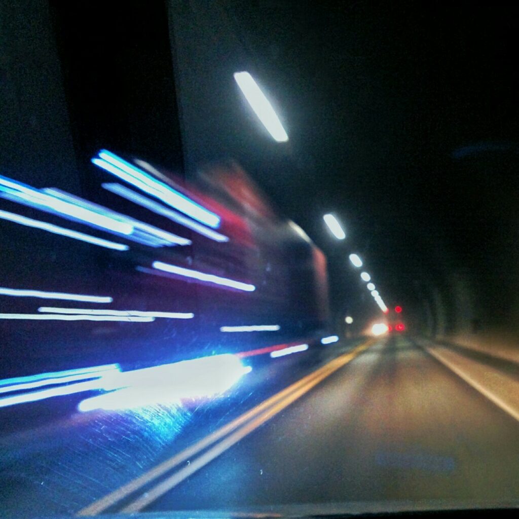 Langzeitbellichtung im Tunnel